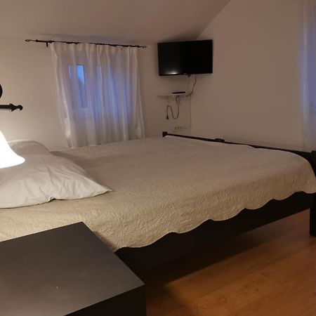 Apartman Kornu Veli Lošinj Kültér fotó